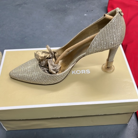 Michael Kors Dorothy Flex D’Orsay gold glitter chain mesh US size 8.5m beautiful - Picture 3 of 12